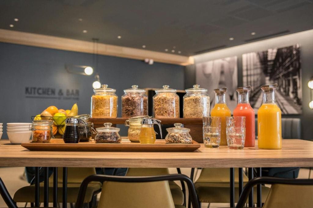 Courtyard by Marriott Paris Arcueil - View 4