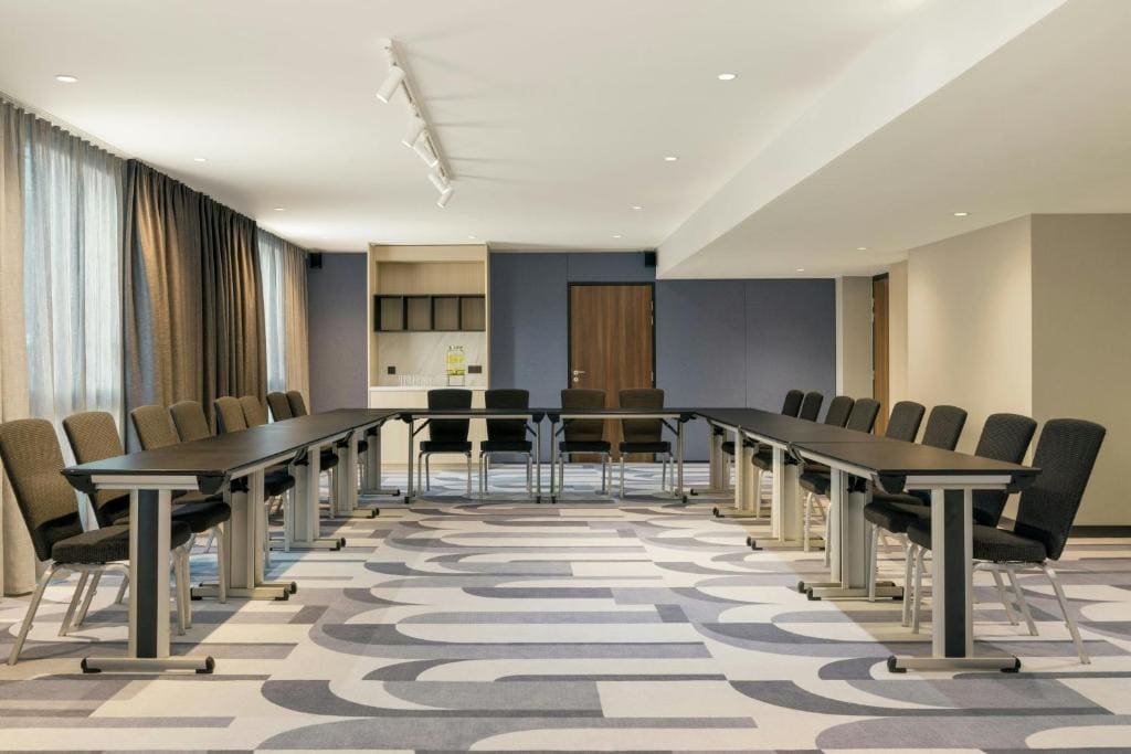 Courtyard by Marriott Paris Arcueil - View 5