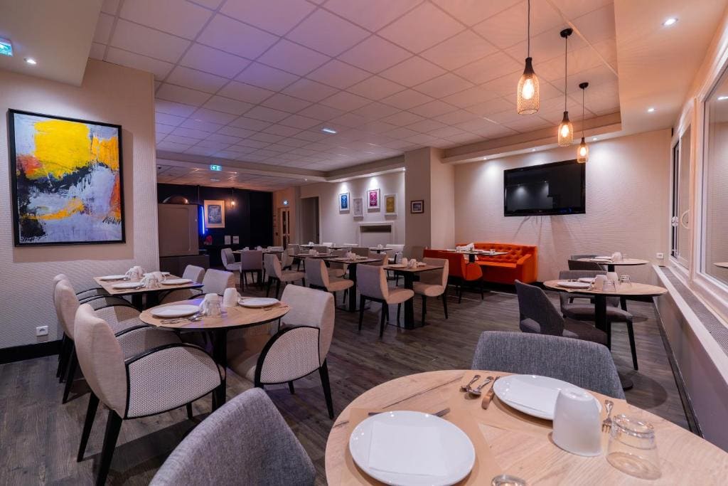 Best Western Hotel De La Plage Saint Marc sur Mer - View 4