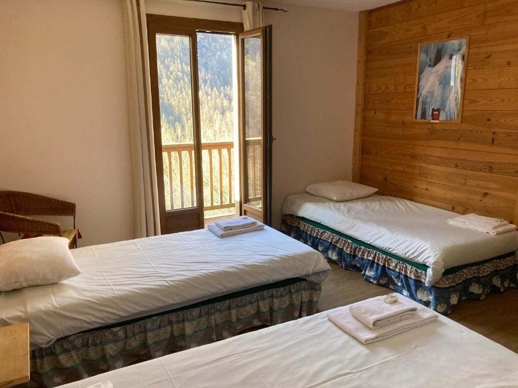 Hôtel des Alpes - Skiers & Bikers Lodge - Main view