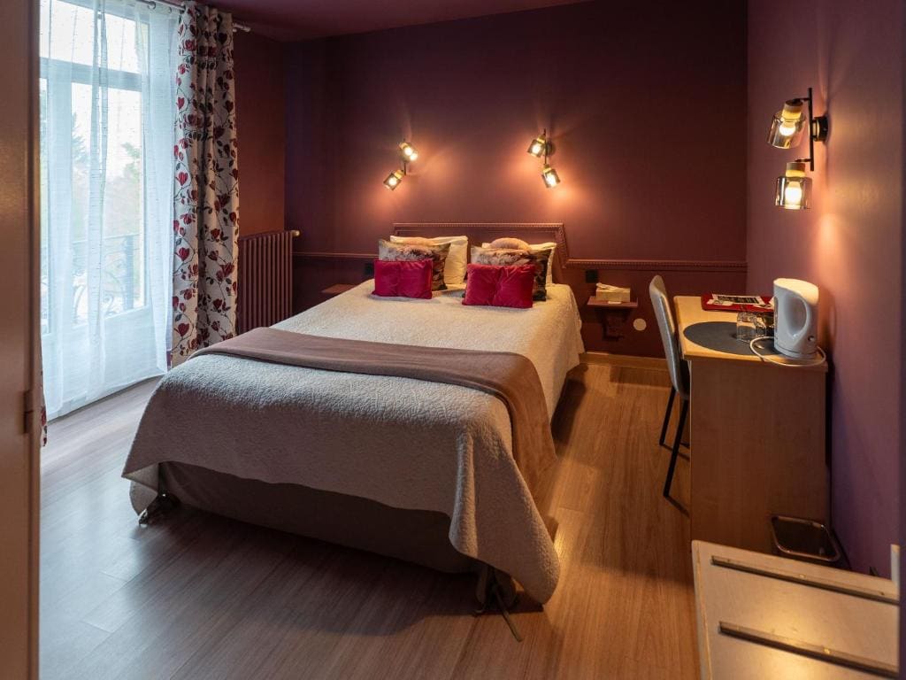 HOTEL DES DAUPHINS - View 2