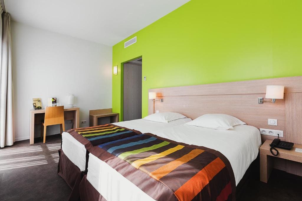 Esatitude Hotel - View 2