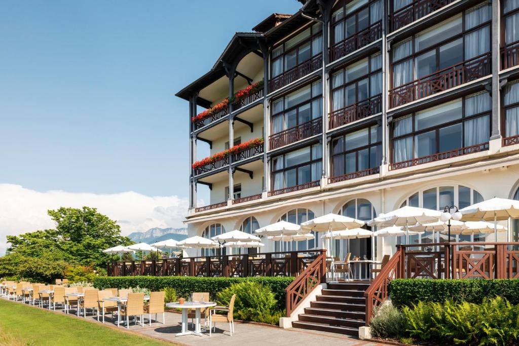 Hôtel Ermitage - Main view