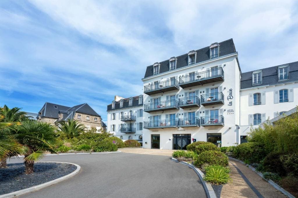 Hôtel la Baie Valdys Resort & SPA - Main view