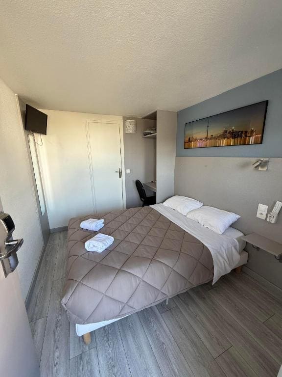 Fasthotel Roissy - Saint-Witz - View 2