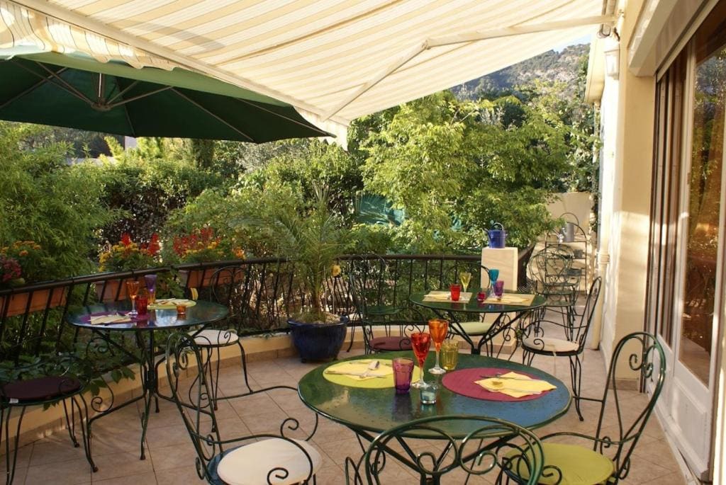 Hôtel Restaurant Les oliviers - Main view