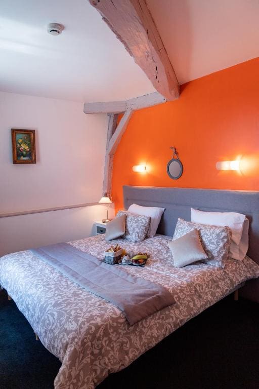 Hotel Henri IV - View 7