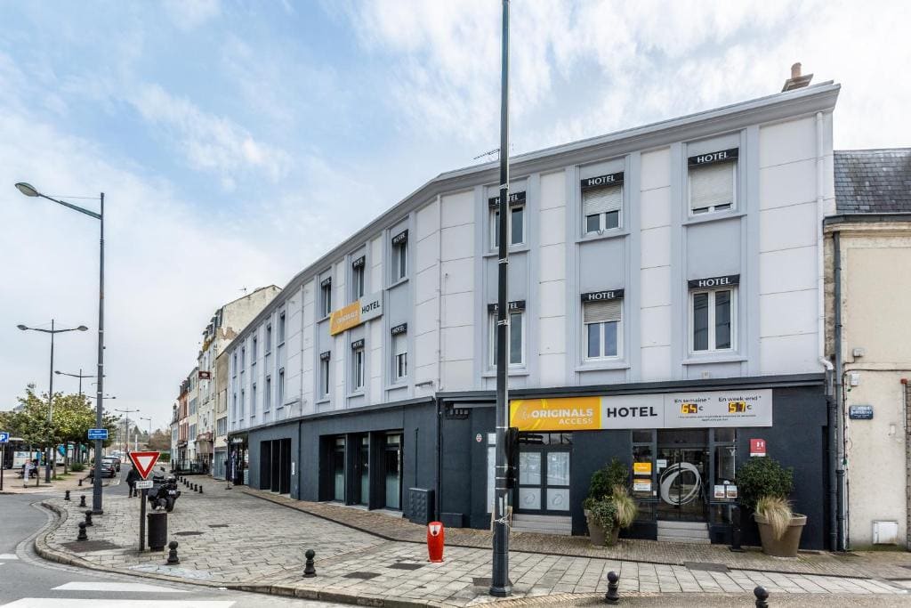 Hôtel The Originals Access - proche centre-ville - Gare - Main view