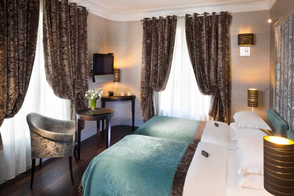 Hotel Ares Eiffel - View 6