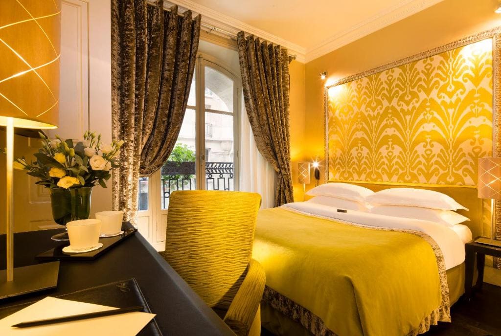 Hotel Ares Eiffel - View 2