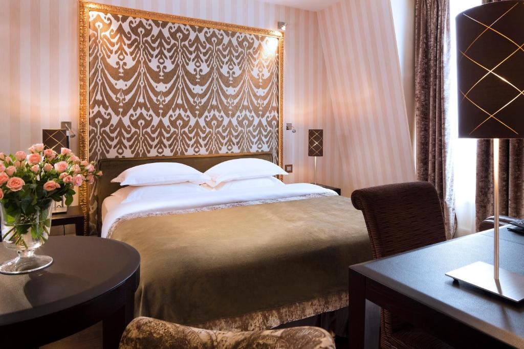 Hotel Ares Eiffel - View 7