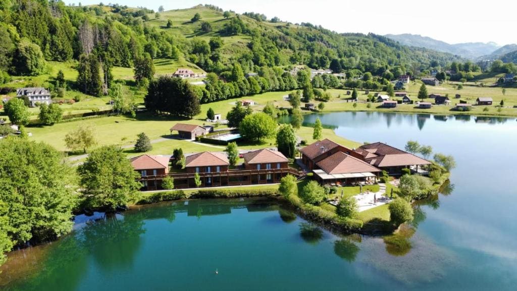 Lac des Graves - View 2