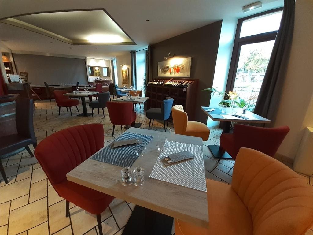 Best Western Le Pont d'Or - View 6