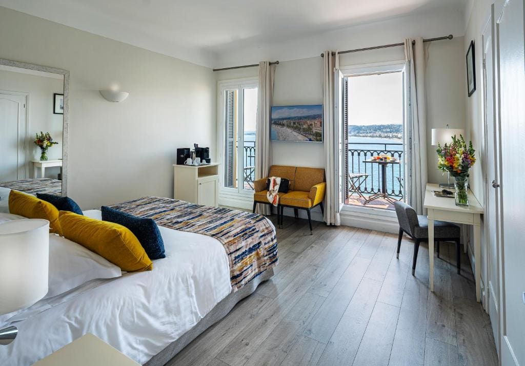 Hotel Suisse - View 6