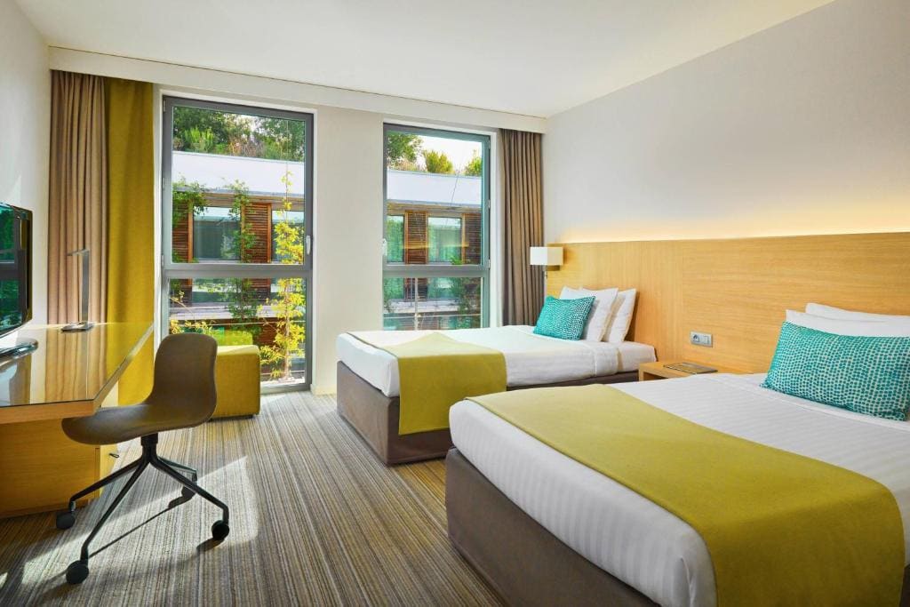 Courtyard by Marriott Montpellier - View 7