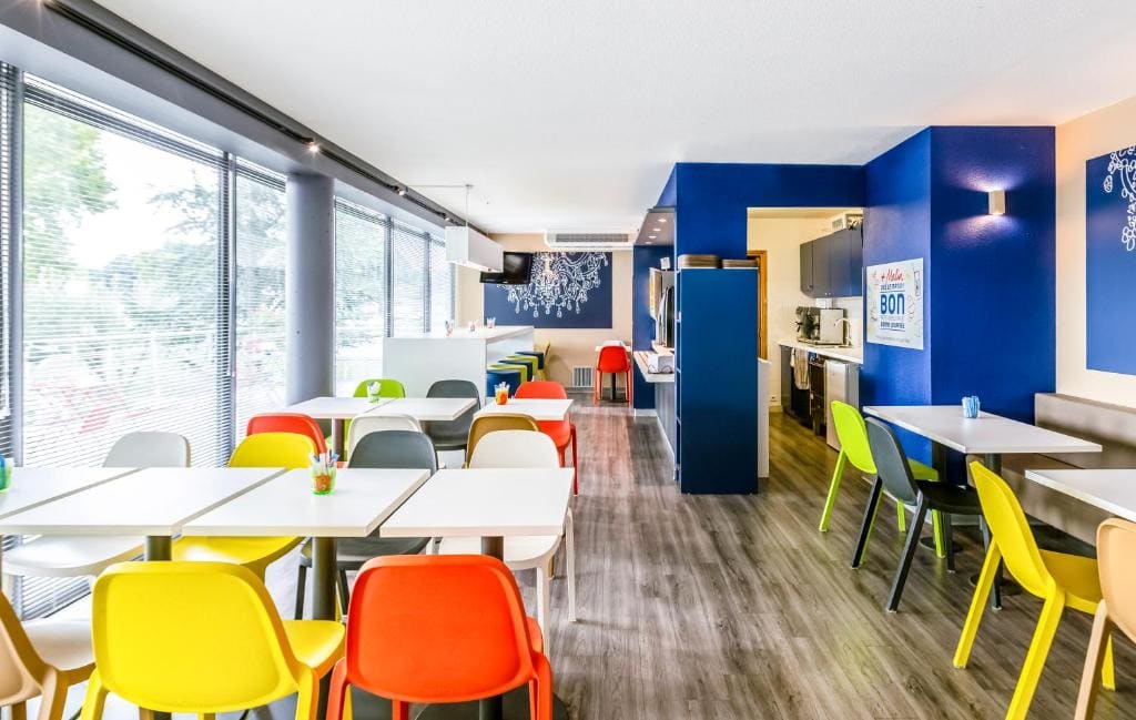ibis budget Pertuis Portes du Luberon - View 3