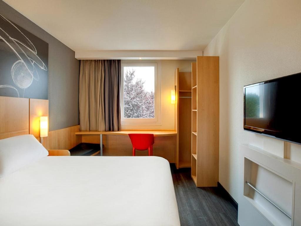ibis Clermont Ferrand Nord Riom - View 7