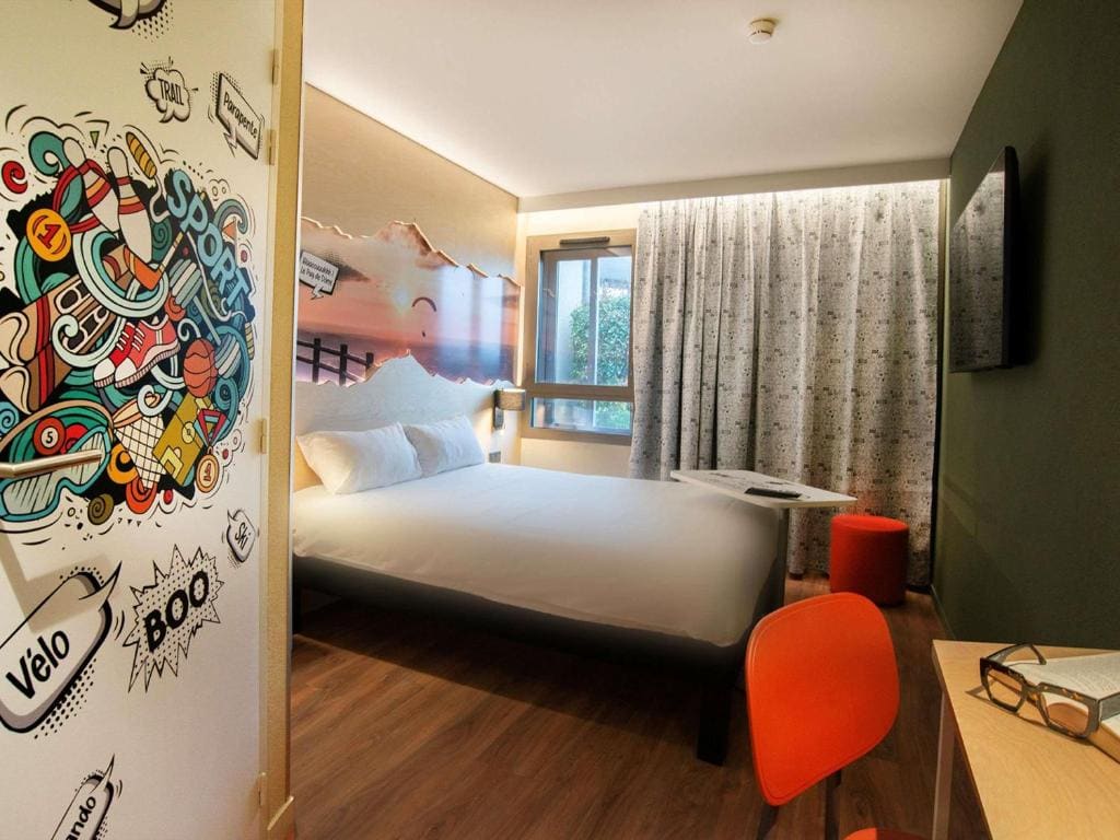 ibis Styles Clermont-Ferrand Aéroport - View 7