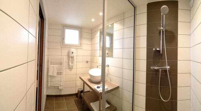 The Originals Boutique, Hôtel Marytel, Montbrison - View 5
