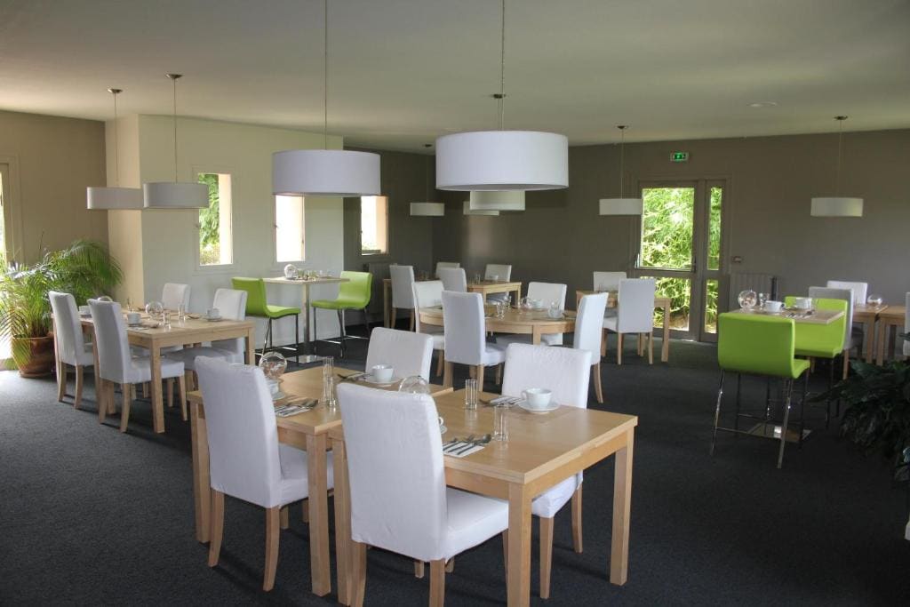The Originals Boutique, Hôtel Marytel, Montbrison - View 3