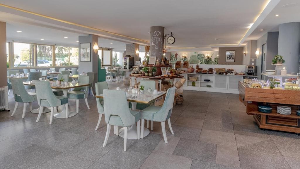 Juliana Hotel Cannes - View 3