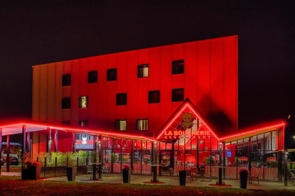 Kyriad Prestige Pau – Palais des Sports - Main view
