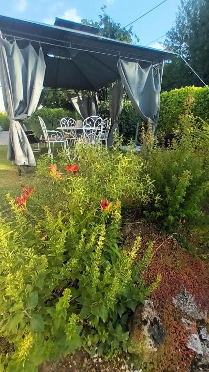 LA BONNE ADRESSE - View 3