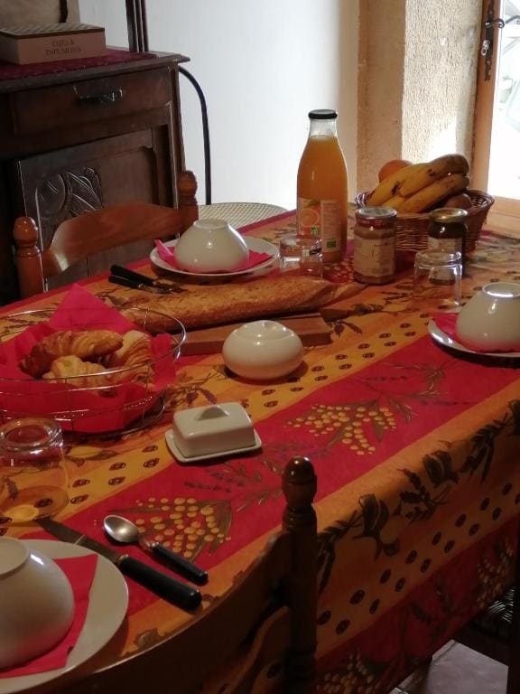 La Gaucherie aux Dames - View 3