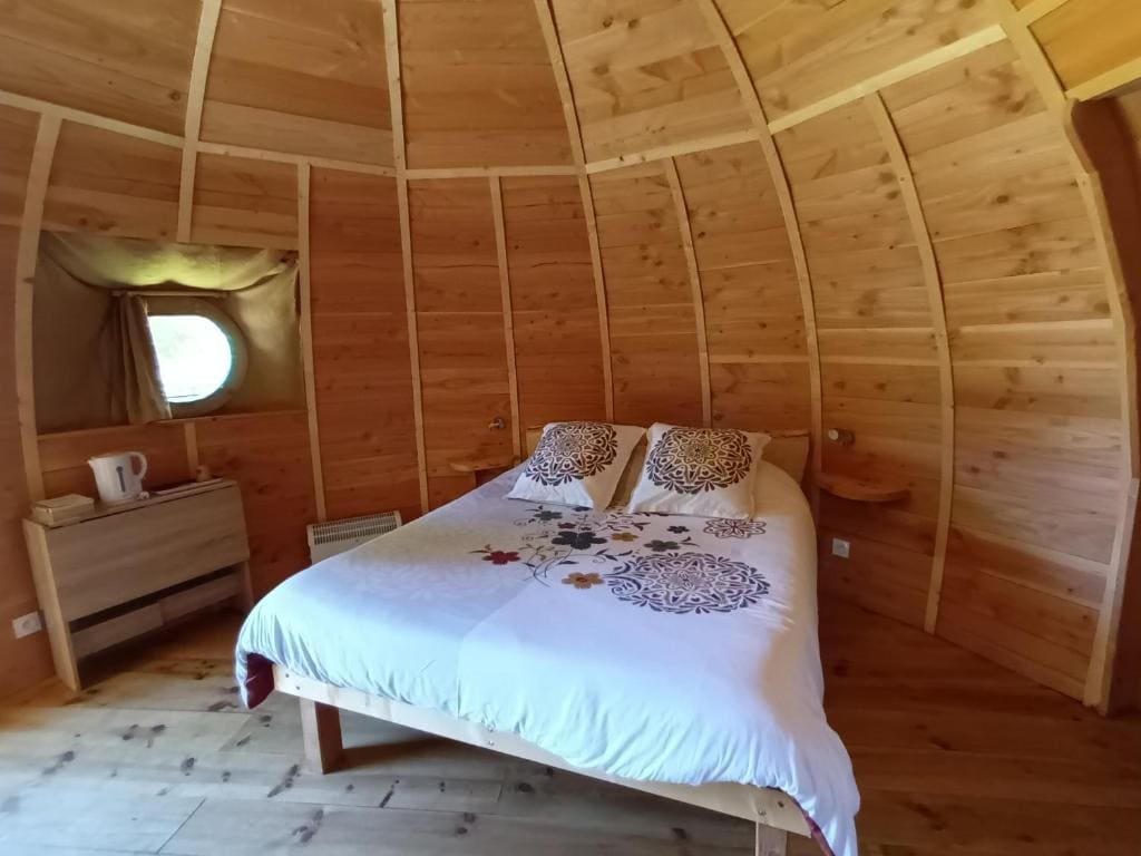La Libaudière Hebergements Insolites et Chambres d Hotes - View 5