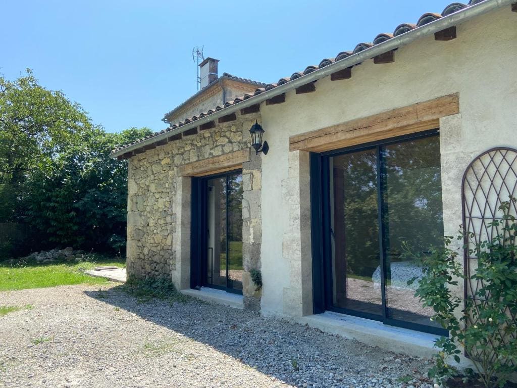 LODGE avec kitchinette terrasse et jardin privé clos - Tampilan 3