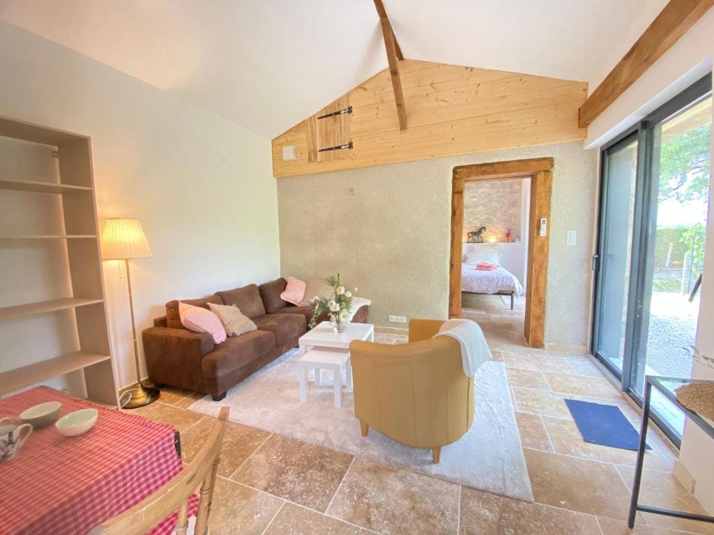 LODGE avec kitchinette terrasse et jardin privé clos - Tampilan 5