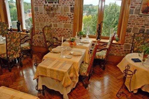 Chateau La Tour Du Roy - View 3