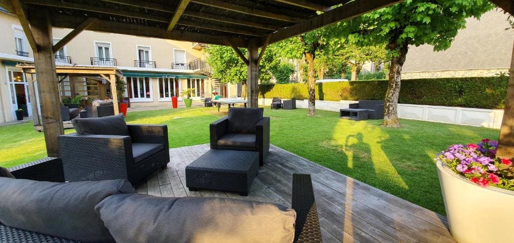 Le Castelet Sancy - Jardin & Spa - Main view