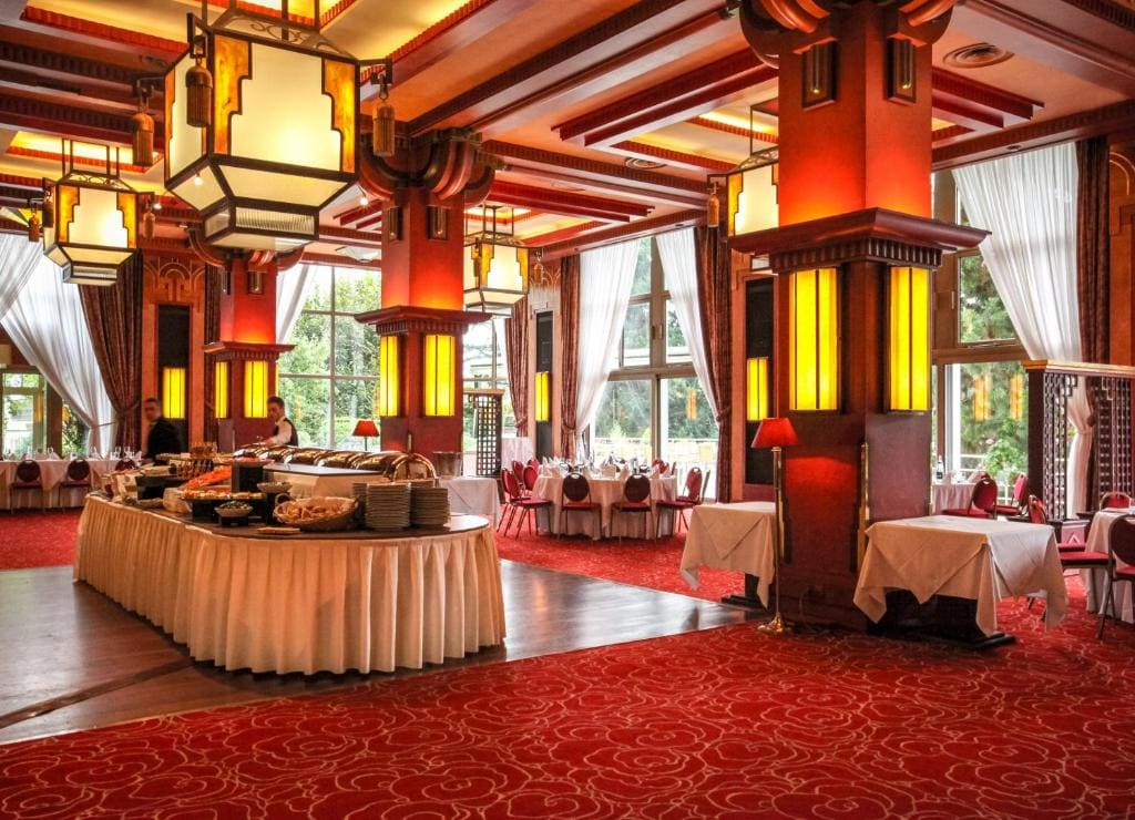 Le Grand Hôtel - Domaine De Divonne - View 3