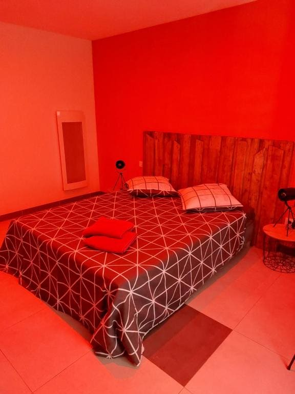 Le Mas des Roches Jacuzzi privatif - View 6