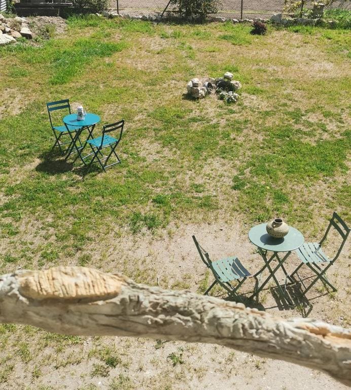 Le p'tit coin dans les vignes - View 2