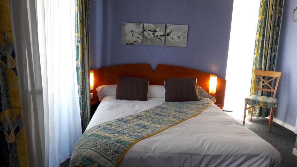 Hotel Le Saint Georges - View 2