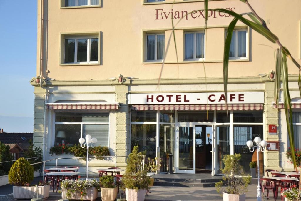 Hôtel Evian Express - Terminus - View 3