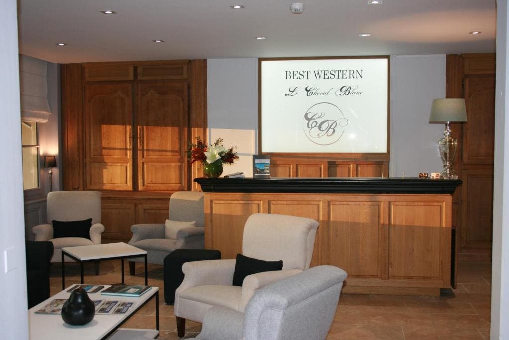 Best Western Le Cheval Blanc Vue sur le port - View 5