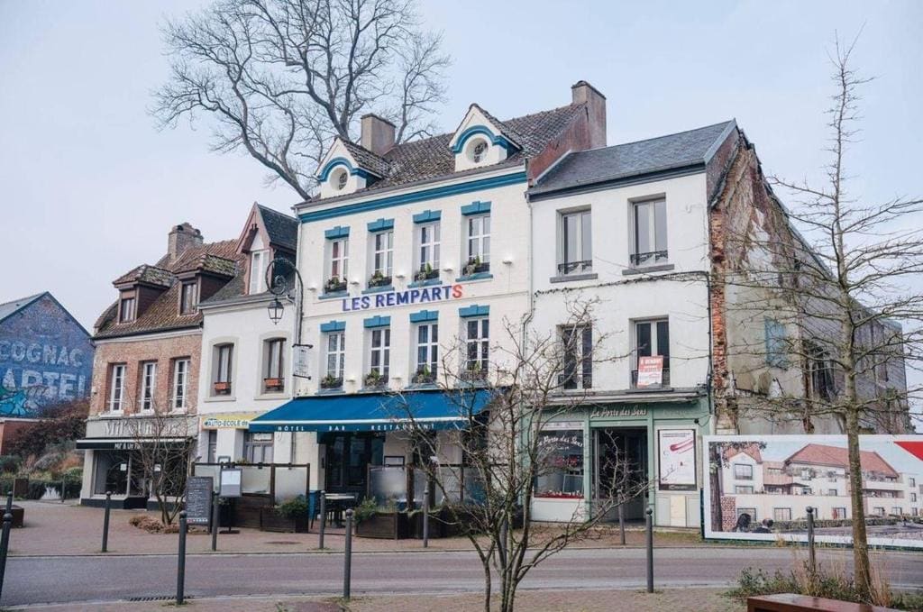 Les Remparts - Main view
