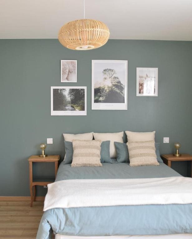 Les Rougemonts Eucalyptus - View 7