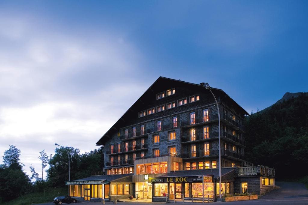 Hôtel du Puy Ferrand , Restaurant La Table de l'Ours - Main view