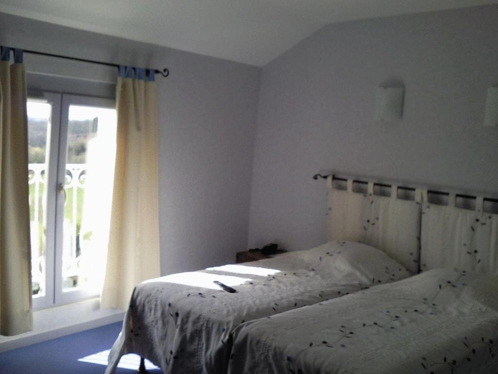 Logis L'Auberge du Quercy Blanc - View 2