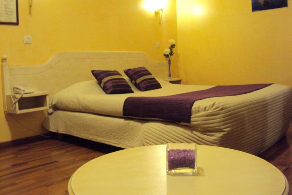 Logis Hôtel Les 3B - Vista principale