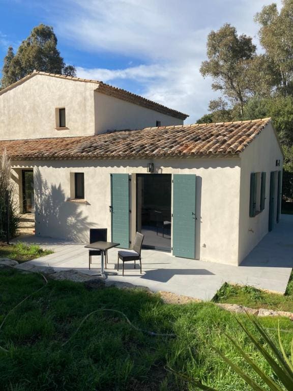 Loumar - View 6