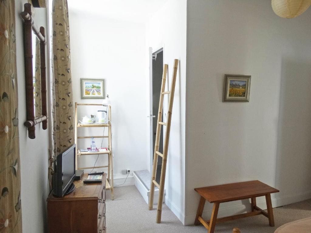 Maison de Fortitude Chambres d'hotes - View 6