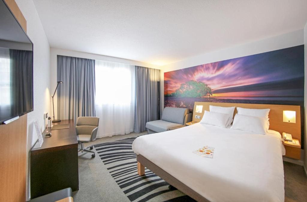 Novotel Massy Palaiseau - View 2