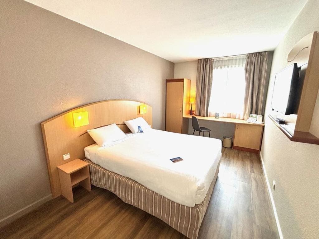 Kyriad Hotel Montpellier Centre Antigone - View 6