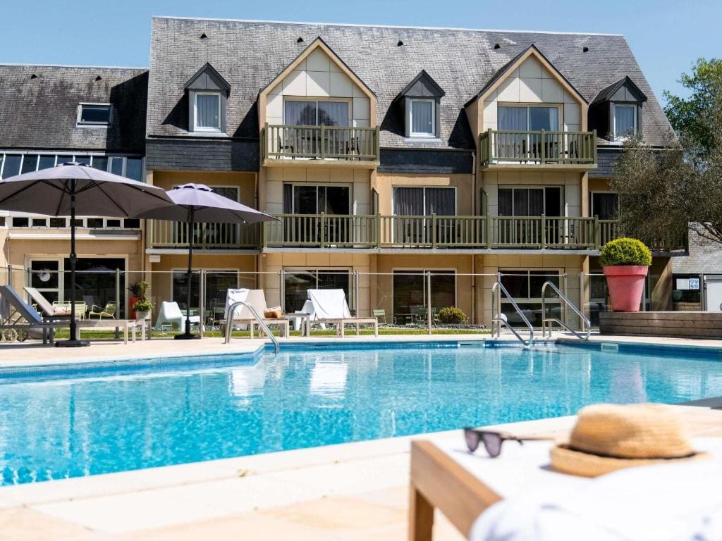 Mercure Omaha Beach Hotel - Main view