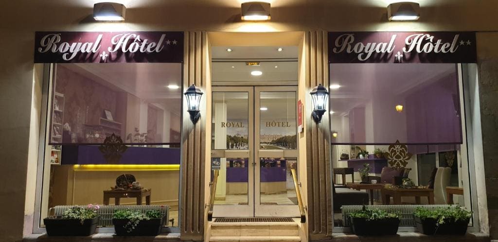 Royal Hotel Versailles - View 4